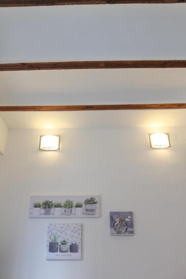 Balaustrada Apartments 부르하소트 외부 사진